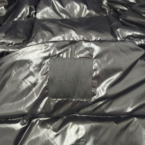 Moncler Windproof And Warm Down Jacket - Picture 10 of 13